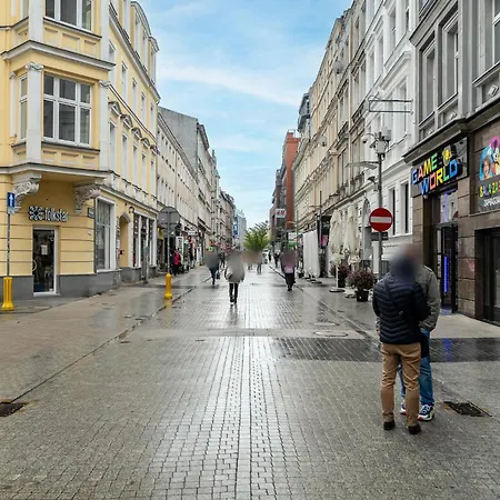 Glamour Polwiejska 3b - W Centrum Poznania Przy Starym Browarze